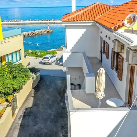 Glaros Apartman